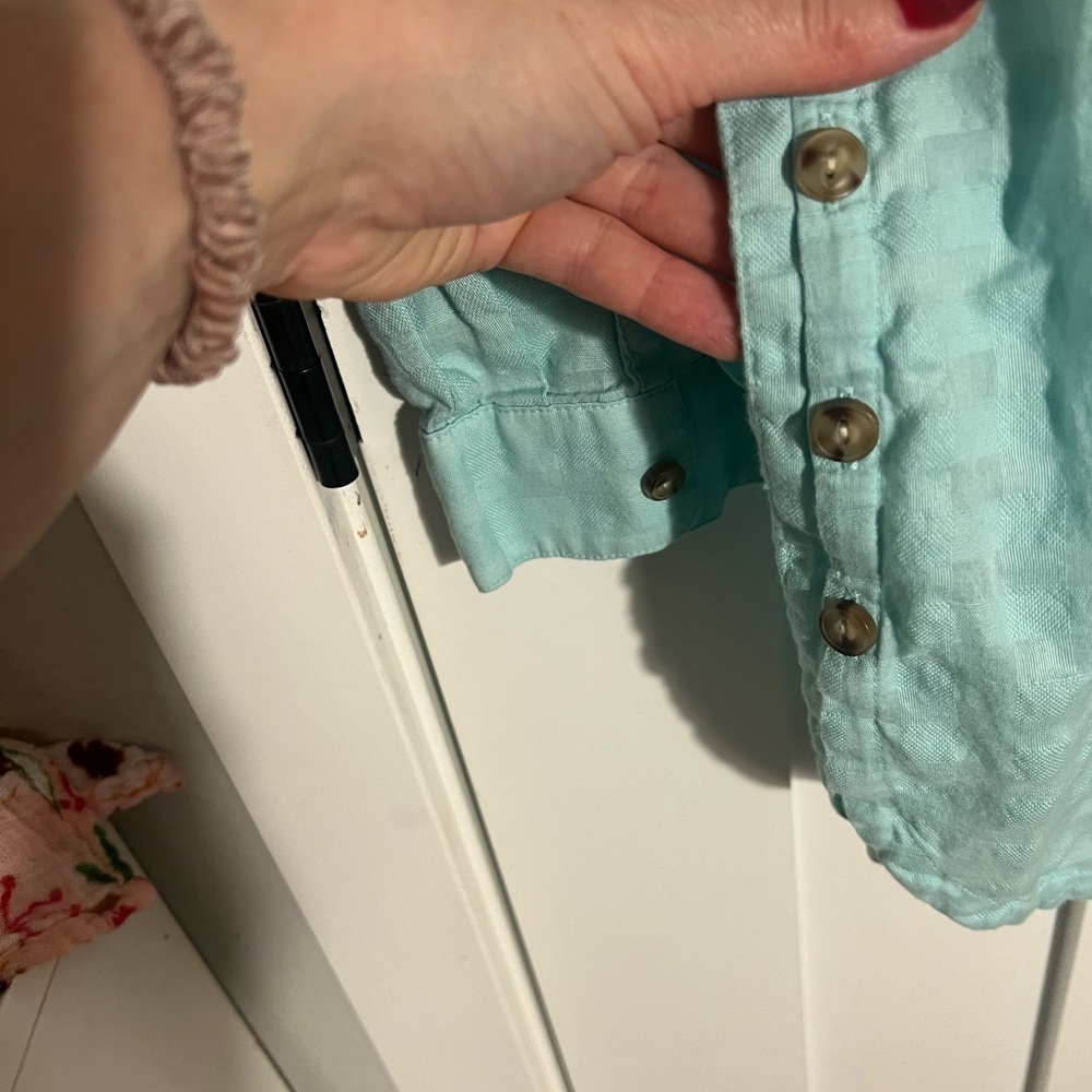 J.Jill Long Sleeve Side button Textured 100% Cotton Long Sleeve Teal Top XS - Picture 6 of 8